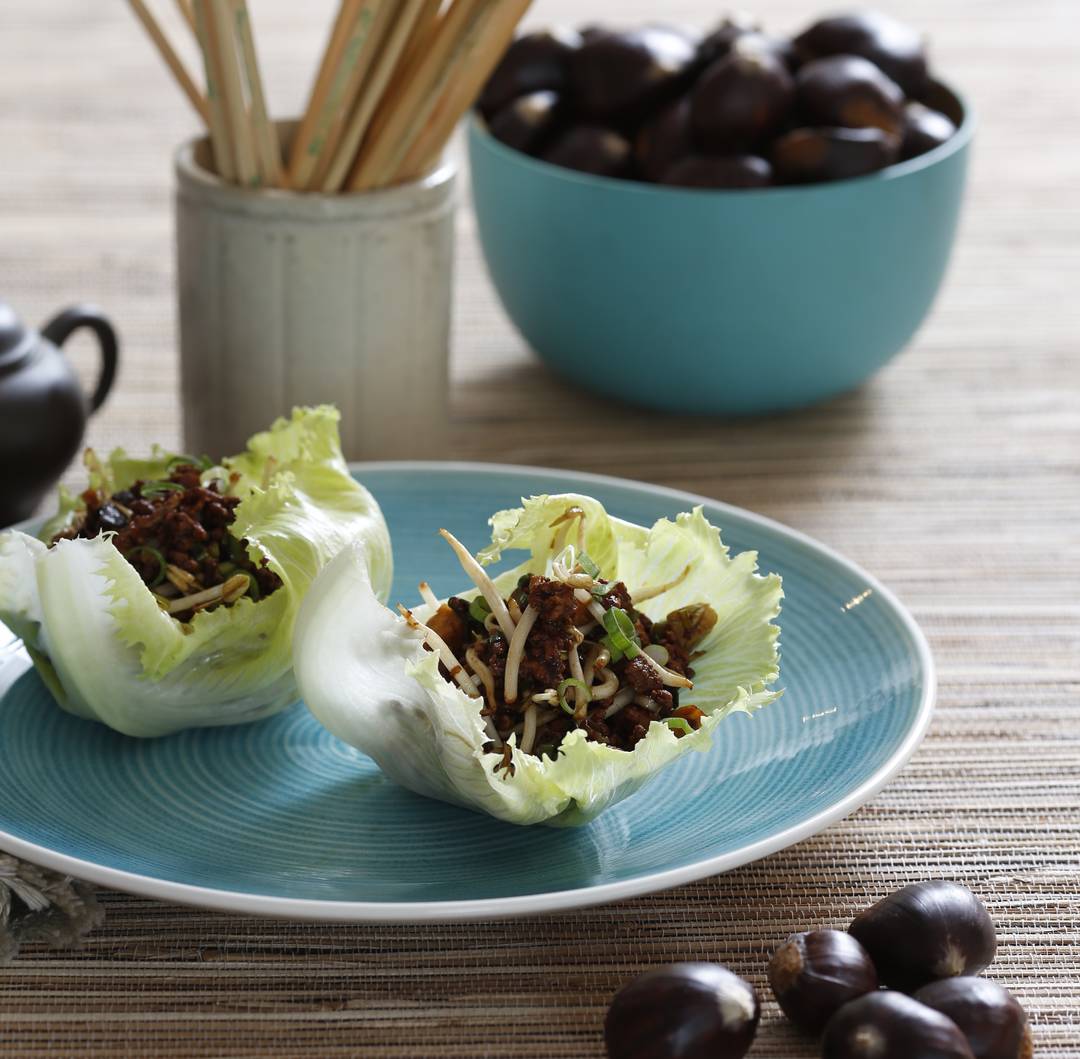 Chestnut, Chicken and Pork Lettuce Cups Chestnut, Chicken and Pork Lettuce Cups